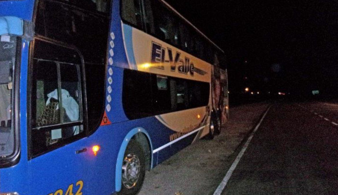 Abusó de una pasajera en un micro de larga distancia y lo detuvieron