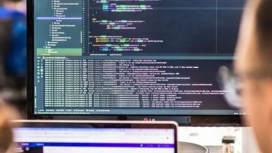 Economía del Conocimiento: comienza el plan oficial para capacitar programadores