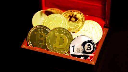 Criptomonedas: qué pasó con el precio de PEPE, FLOKI y Bitcoin en el cierre de la semana