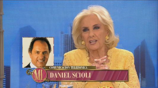 Mirtha Legrand y su distracción en plena nota con Daniel Scioli