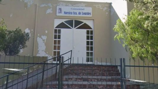 Pánico en una misa: una nena fue la primera víctima y la siguieron un monaguillo y el sacerdote