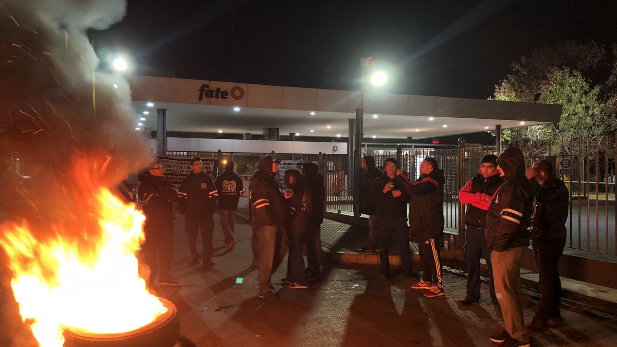 El sindicato de neumáticos anunció un nuevo paro que pone en jaque el abastecimiento de las automotrices: qué reclaman (Foto: Twitter @pablogiachello)