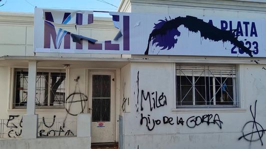 Elecciones 2023: Unión por la Patria repudió el ataque a un local de Javier Milei en La Plata