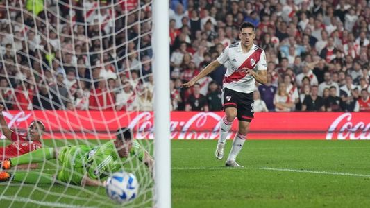 Con una gran noche de Pablo Solari, River le ganó 2-1 al Inter y viaja confiado para la revancha en Brasil