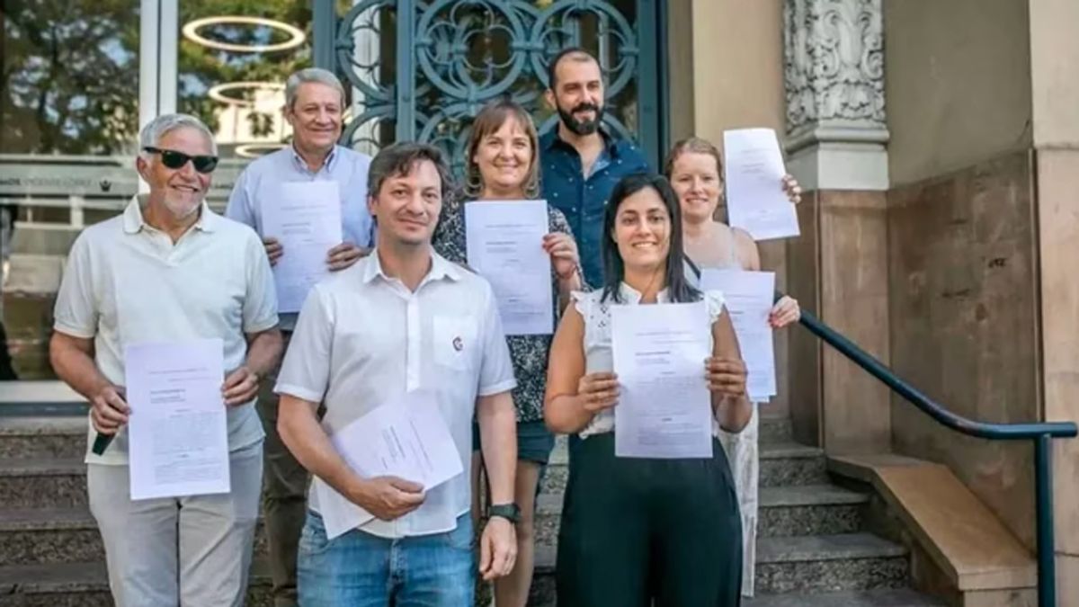 Concejales del Frente de Todos y cercanos al peronismo firmaron una petición para exigir que Jorge Macri renuncie como intendente en uso de la licencia de Vicente López si se presenta como candidato a jefe de Gobierno porteño.