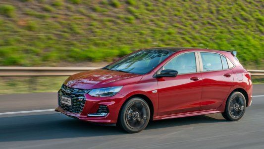 Chevrolet presenta el nuevo Onix RS en el país