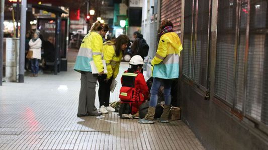 Una ola polar golpea la Ciudad: cómo es el operativo porteño para evitar muertes por frío