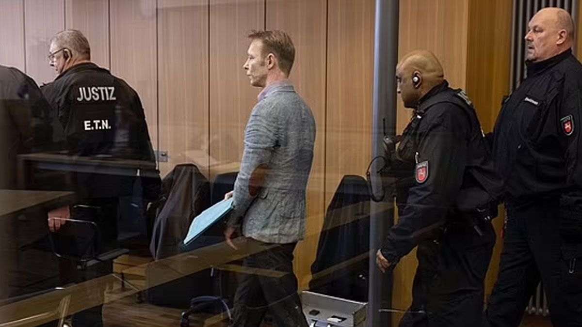 La sala del juicio a Brueckner tiene un cristal especial para evitar cualquier tipo de incidentes. (Foto: Gentileza Daily Mail)