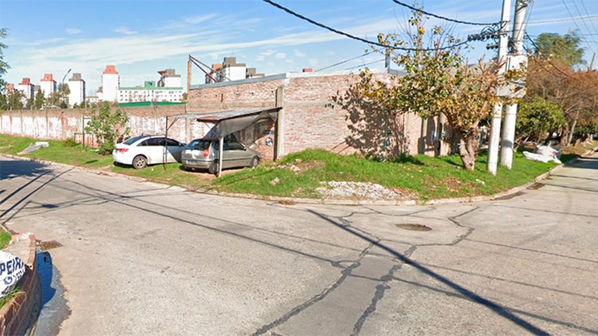 La esquina en la que fue sorprendido el comprador de la presunta moto. (Foto: Google)