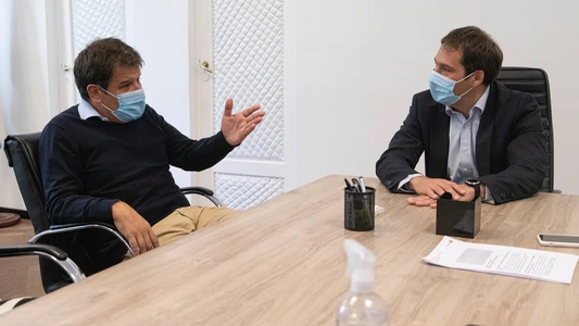 Las razones ocultas detrás de la embestida de un senador del PRO contra Facundo Manes