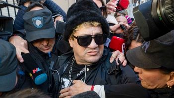 Pity Álvarez cambió su defensa y desencadenó un cambio repentino en pleno juicio