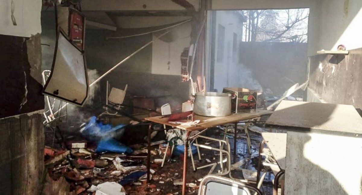 A tres meses de la trágica explosión, reabre la escuela de Moreno