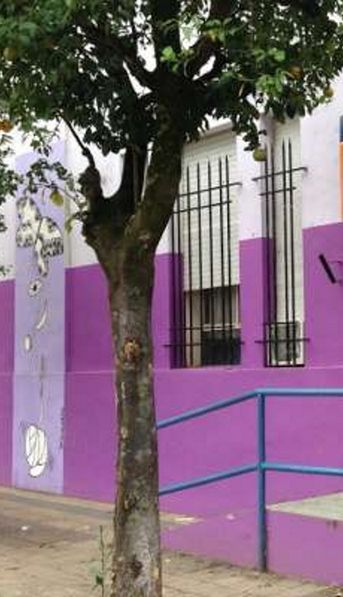 Golpeó a su ex pareja y la tiró por un barranco delante de sus hijos