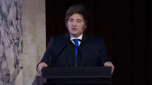 Javier Milei defendió la motosierra, criticó al peronismo y anunció el fin de la inflación para 2026