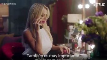 Netflix lanzó un spot con Luciana Salazar como la “pitonisa de la política” de los protagonistas de la serie The Politician