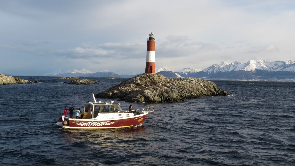 Continúa la búsqueda de un kayakista perdido desde hace cinco días en el Canal de Beagle: nuevas pistas