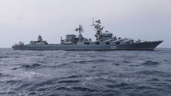 Rusia reconoció un muerto y 27 desaparecidos tras el hundimiento del Moskva