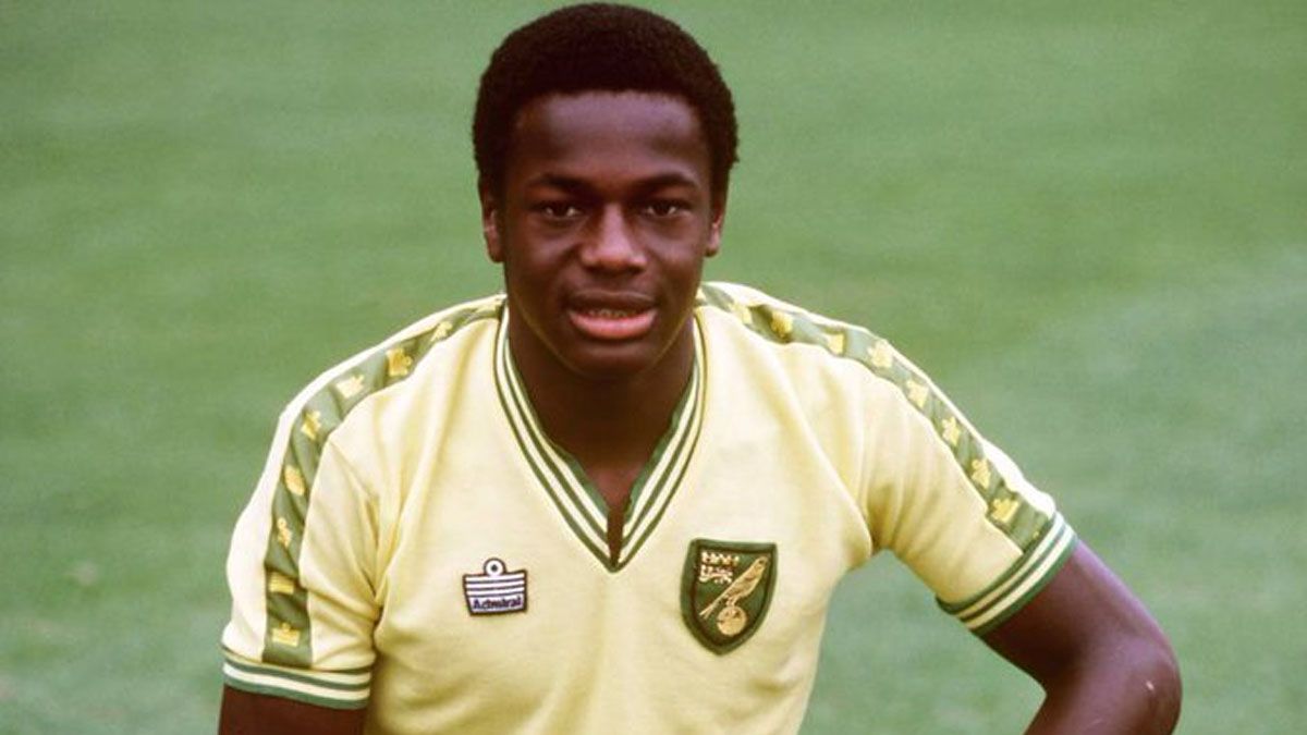 Cómo Se Escribe Futbolista En Inglés La trágica historia de Justin Fashanu, el primer futbolista inglés en  declararse homosexual abiertamente