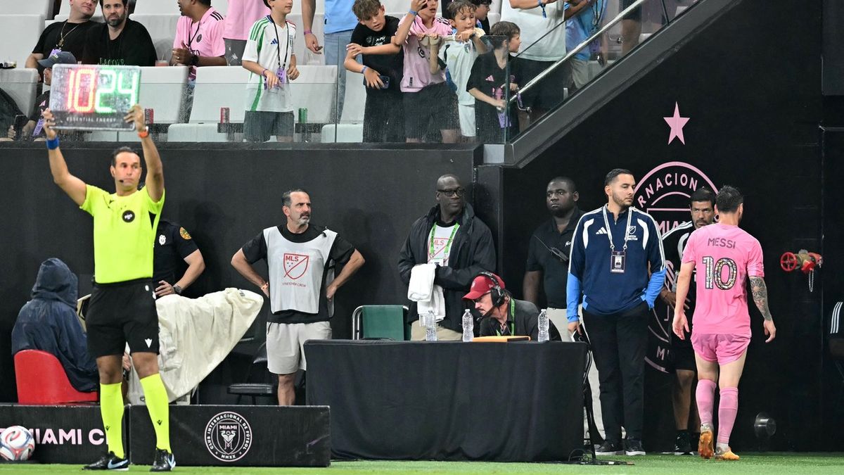Preocupación en la Selección Aregentina: Messi salió con una molestia muscular en Inter Miami