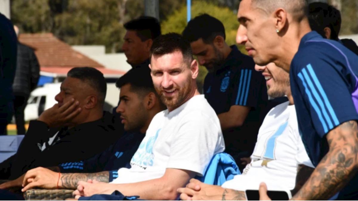 La Selección Argentina llegó a Bolivia y se prepara para la altura: un historial con más tristezas que alegrías