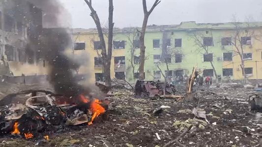 Rusia justificó el bombardeo al hospital materno infantil de Mariúpol en Ucrania