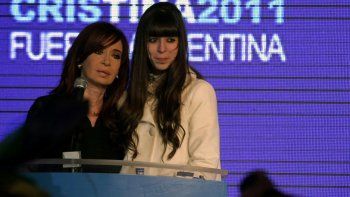 Cristina viaja a Cuba para recibir el Año Nuevo junto a su hija Florencia