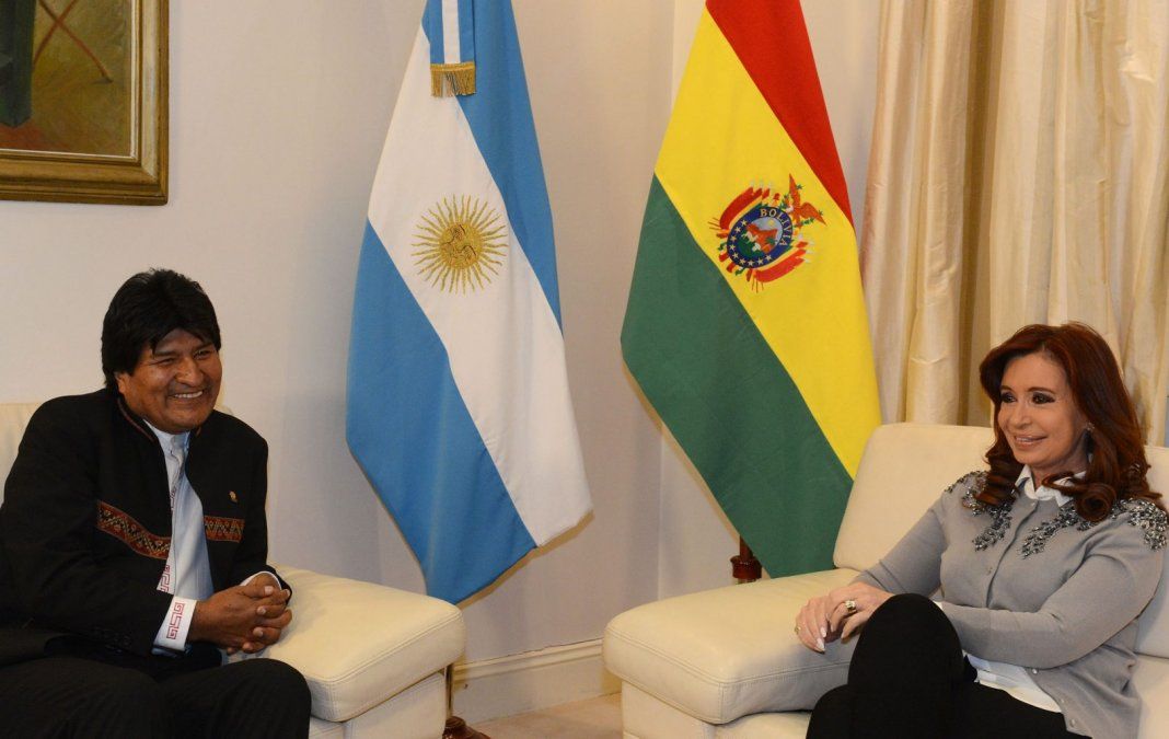 Choque en Twitter: Evo Morales y el canciller Faurie se cruzaron por el procesamiento de Cristina