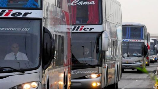 La provincia de Buenos Aires exigirá el pase sanitario para viajar en micros de media y larga distancia