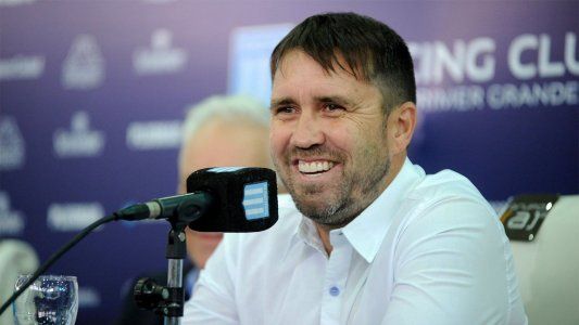 Coudet deja afuera de los titulares a Bou y Centurión: Todos se calientan cuando quedan afuera, porque los jugadores quieren jugar siempre