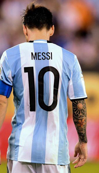 El fútbol, distinto a las finanzas: Paraguay se endeuda al 7,5% y Argentina al 37%