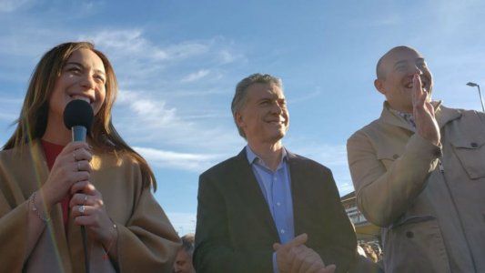Macri inauguró otro Metrobus con críticas a opositores que ponen grandes carteles con su foto al lado de obras del gobierno