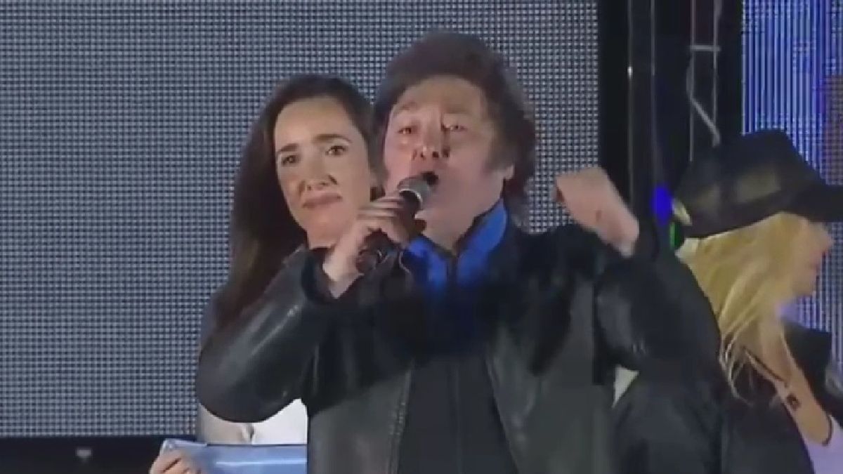 Javier Milei abrió su discurso con una canción de La Beriso