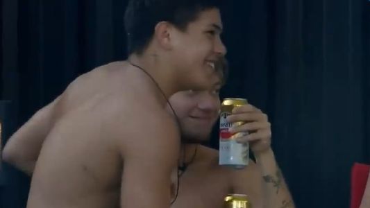 Thiago y Nacho de Gran Hermano 2022: beso, abrazo y contención