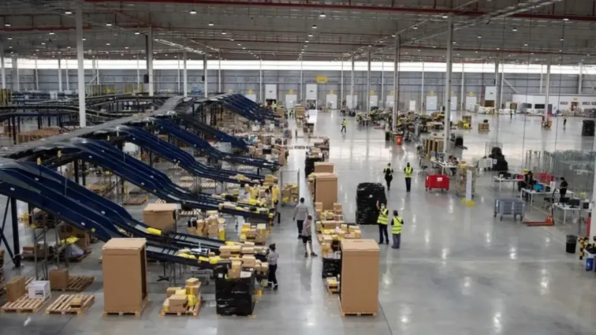 Tras el hallazgo, se dispuso la evacuaci&oacute;n preventiva de las instalaciones y se dio aviso a las autoridades competentes.&nbsp;