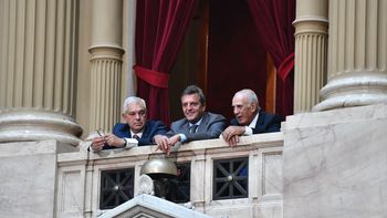 Sergio Massa siguió el discurso desde un palco y no junto al Gabinete