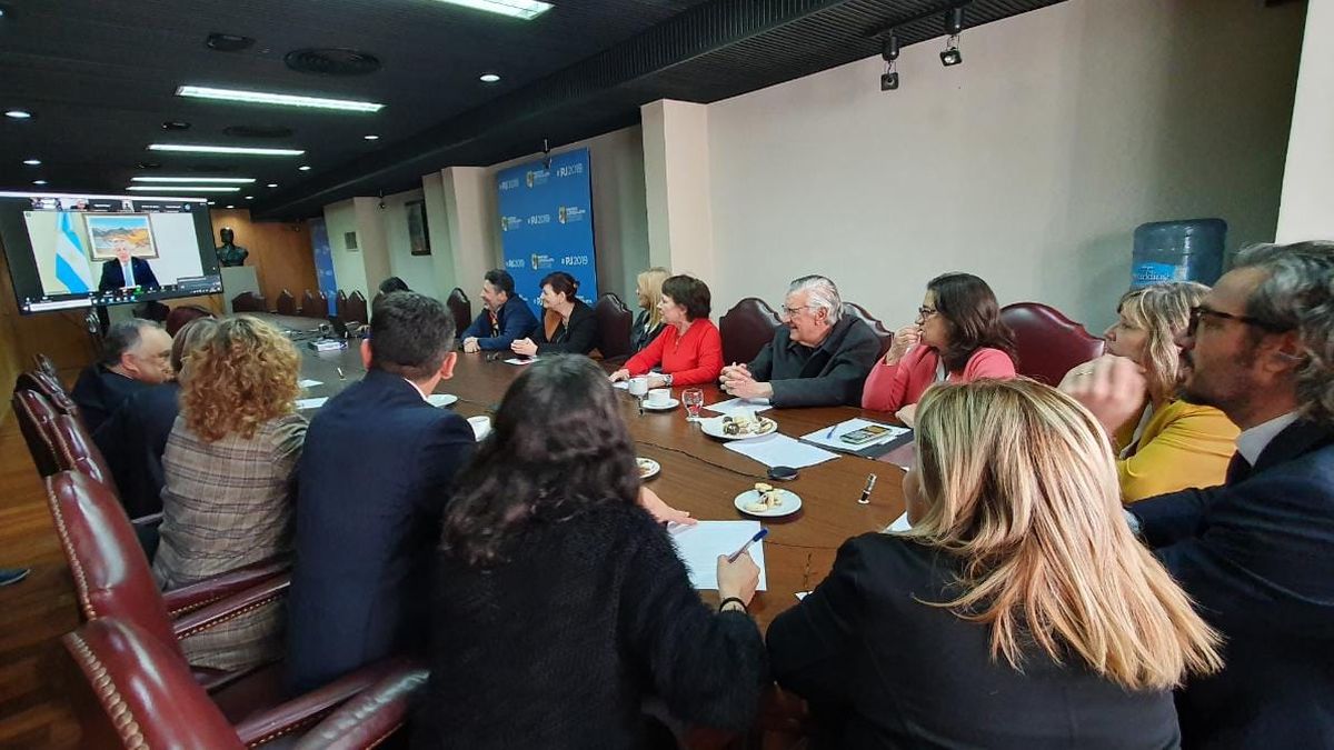Alberto Fernández cerró la reunión del Consejo nacional del PJ que convocó a estar en alerta y movilización en defensa de Cristina Kirchne (Foto: PJ nacional).