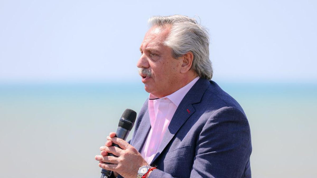 Alberto promulgó la nueva Ley de Movilidad Jubilatoria: Ningún jubilado está muy bien con los ingresos que tiene, pero estará un poco mejor