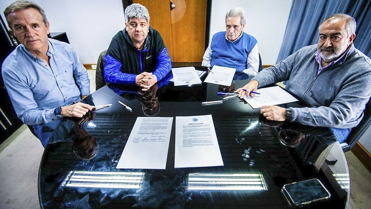 El triunvirato que resiste Moyano. (Foto: archivo)