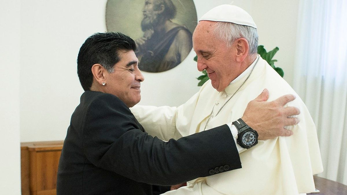 Las polémicas declaraciones del Papa Francisco sobre Diego Maradona: El pobre hombre (Foto: archivo)