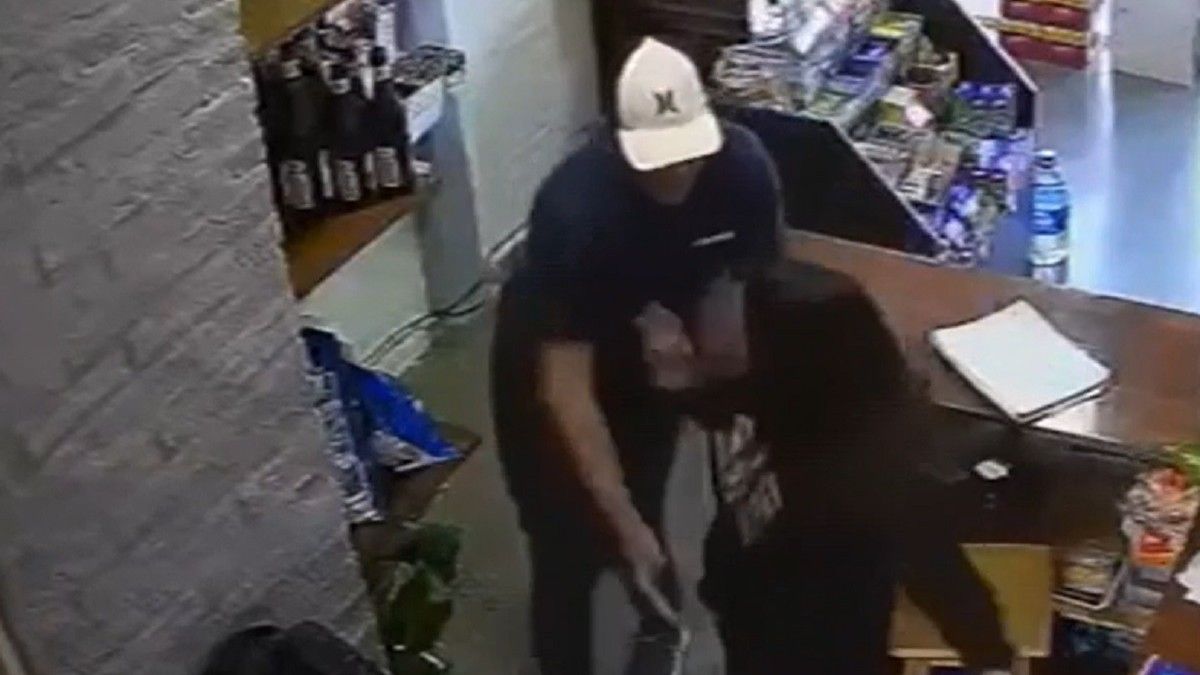 A los golpes. Así se defendió una mujer de un ladrón en Glew.&nbsp;