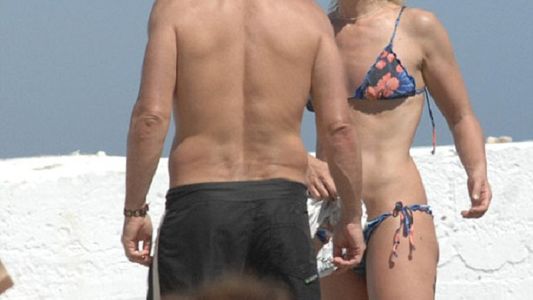 ¡Cuerpazo! Valeria Mazza deleita con bikini a sus 41 años