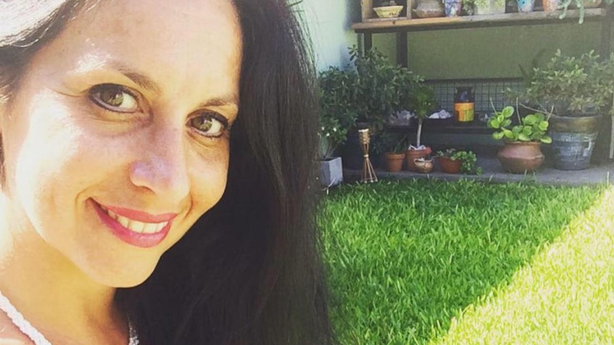 Karina Sarro comenzó su formación en comunicación, pero su vocación la llevó a especializarse en tecnología aplicada a la educación.