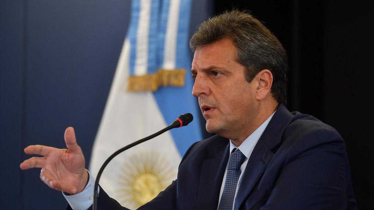 Sergio Massa anunció que los salarios de hasta $ 880 mil no pagarán Ganancias sobre el aguinaldo. (Foto: archivo)
