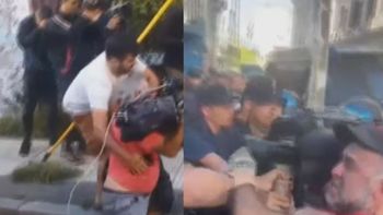 Impactante video: así fue la violenta agresión a un camarógrafo de A24 en el Congreso