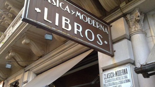 El gobierno porteño intervendrá para evitar el cierre del bar literario Clásica y Moderna