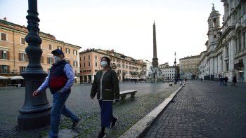 Con 889 víctimas en las últimas 24 horas, Italia superó las 10 mil muertes por coronavirus