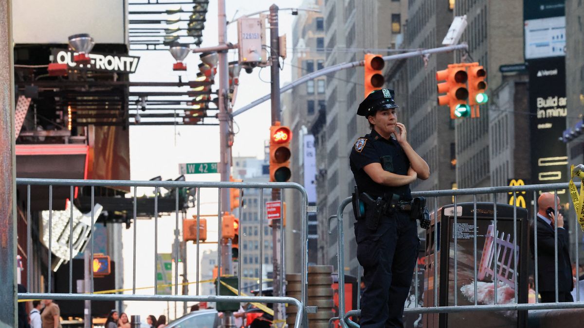 La Policía investiga el móvil y su accionar durante el operativo. (Foto: Reuters)