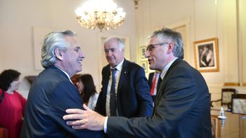 El Gobierno y las farmacéticas acordaron mantener los precios de los medicamentos por debajo de la inflación. (Télam)