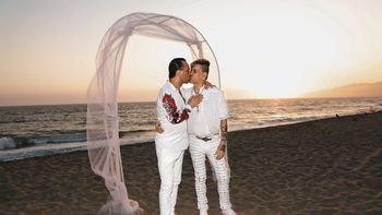 Álbum de boda de Roberto Piazza y Walter Vázquez en las playas de Malibú
