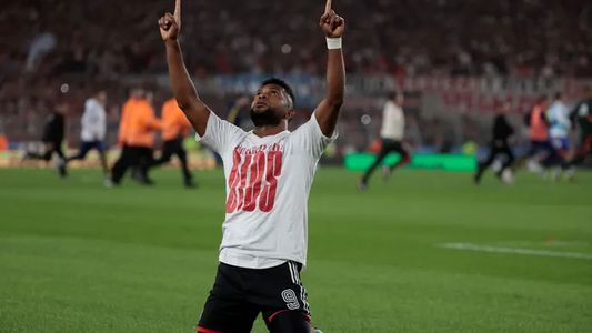 Miguel Borja reveló la historia de la remera del festejo de gol del Superclásico: Ojalá se vendan millones